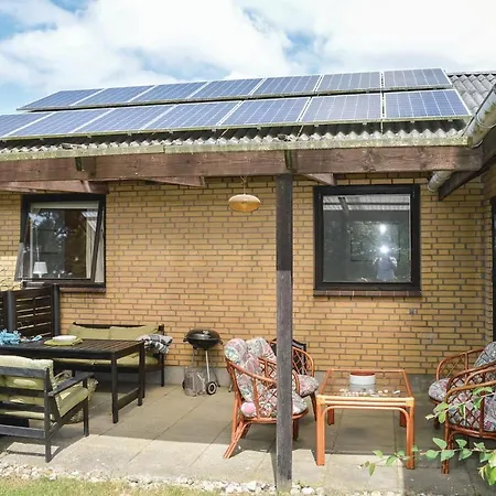 Three-bedroom Holiday In Romo